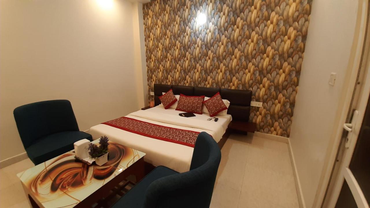 אמריצר Hotel Ventures Inn חדר תמונה