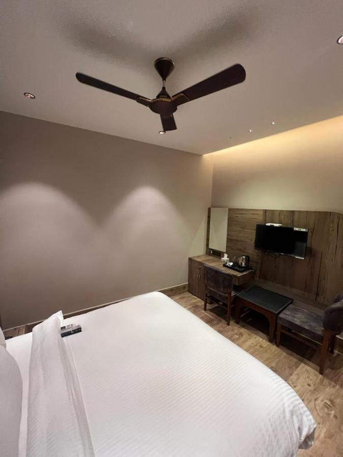 אמריצר Hotel Ventures Inn מראה חיצוני תמונה